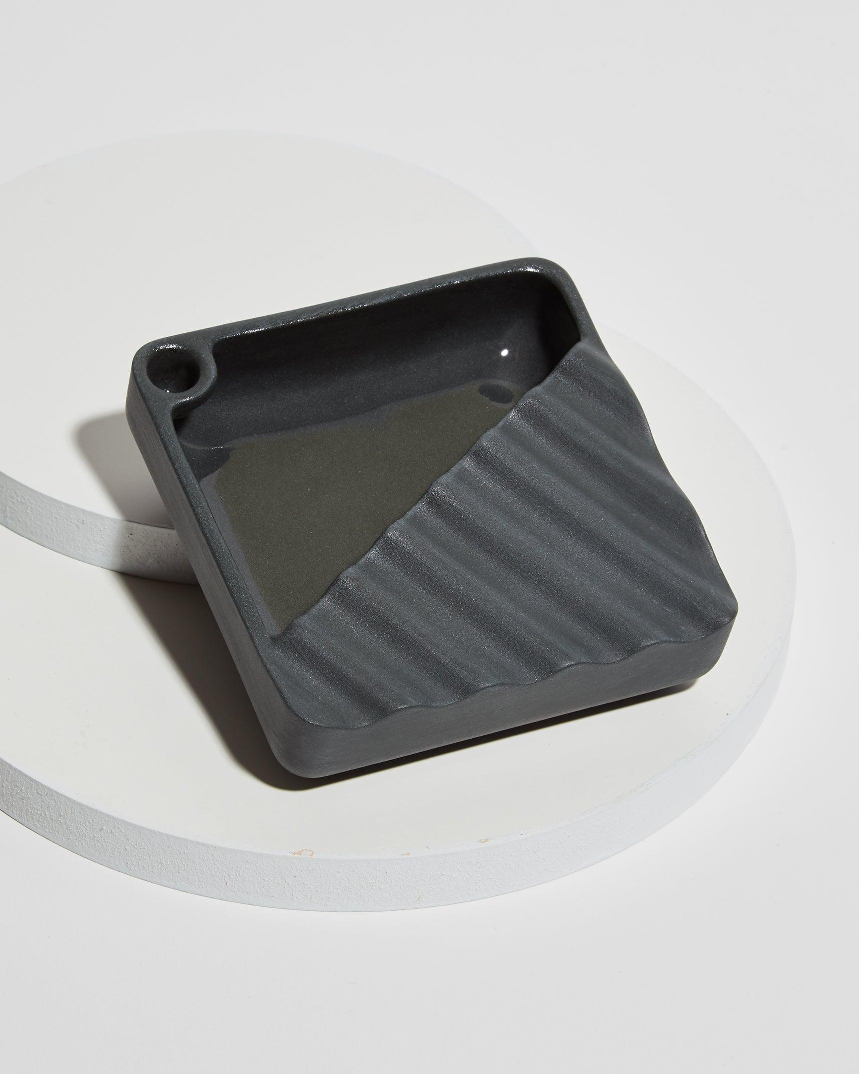 'Ripple' Ceramic Ashtray - Image 5
